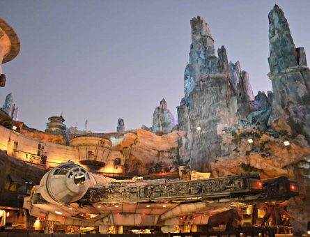 Star Wars: Galaxy's Edge at Night
